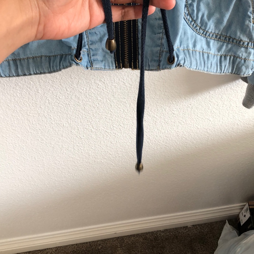 Denim jacket - Picture 3 of 4